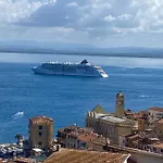 Bilocale Vista Mare Con Posto Auto アパート ポルト・サント・ステーファノ